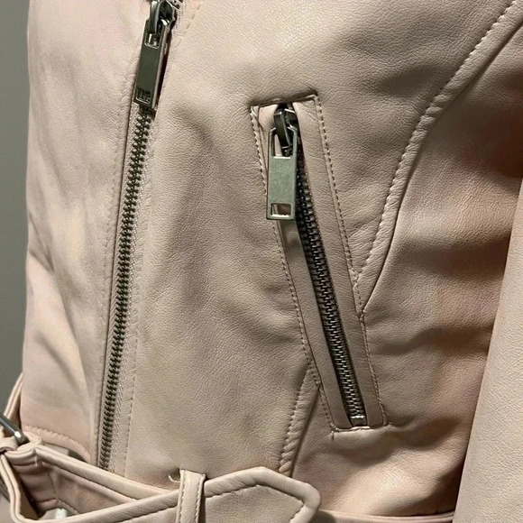 Forever 21 Moto Crop Faux Leather Jacket - Picture 10 of 14